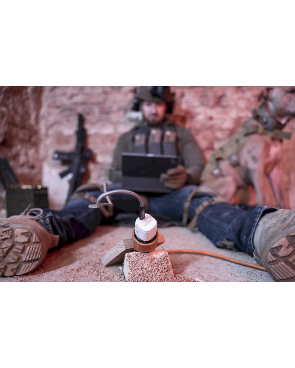 Tactical Base Сетевое зарядное устройство USB-C / 20W / 3A белое