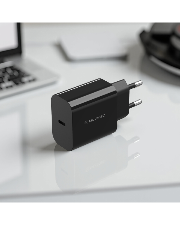 Blavec Настенное зарядное устройство BC-7 GaN4 - Type C - PD QC 45W 3A (TCBC7G4-CB453A) черный