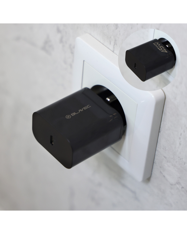 Blavec Настенное зарядное устройство BC-7 GaN4 - Type C - PD QC 45W 3A (TCBC7G4-CB453A) черный