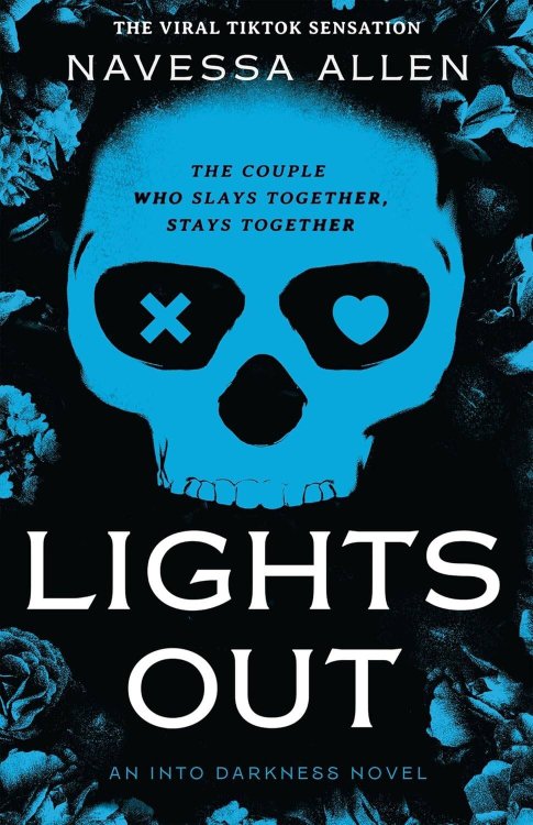 Lights Out (Navessa Allen) Поцелуй с тенью (Навесса Аллен) /Книги на английском языке