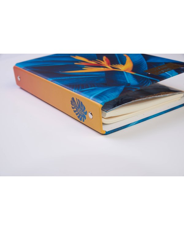 Тропический цветок. Тетрадь на кольцах, А5, 100 л., с цветными разделителями, зол. фольга