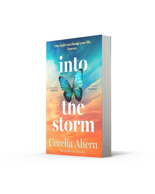 Into the storm (Cecelia Ahern) В бурю (Сесилия Ахерн) /Книги на английском языке