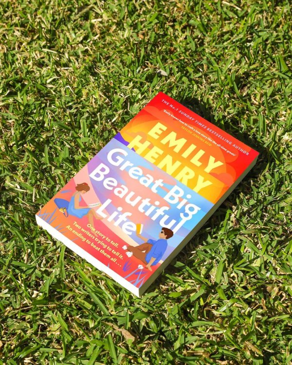 Great Big Beautiful Life (Emily Henry) Великая, большая, красивая жизнь (Эмили Генри) /Книги на английском языке