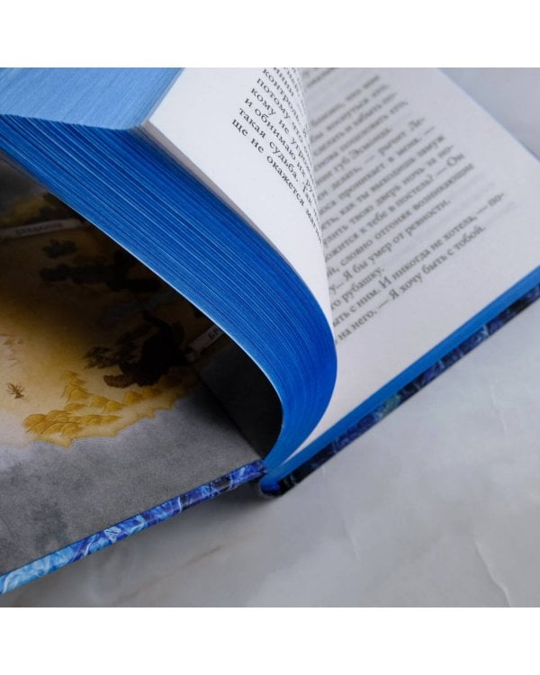 Поцелуй льда и снега