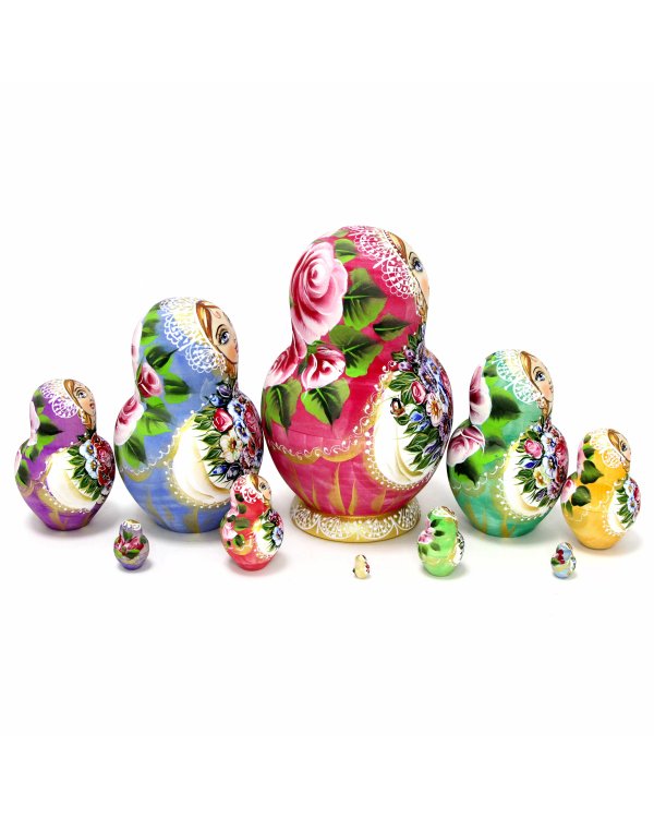 Матрешка Людмила красная 10 м 17 см