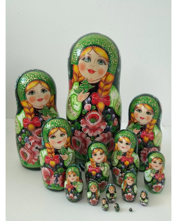 Матрешка Цветы (зеленый платок) 15м33