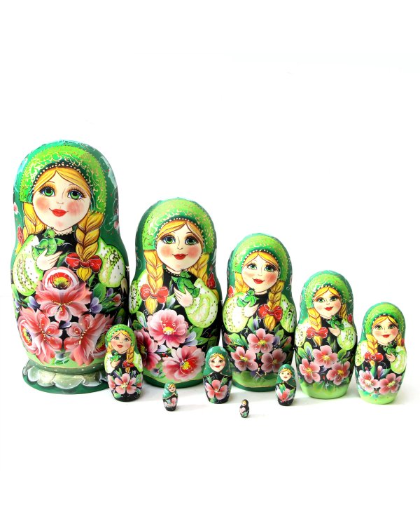 Матрешка Цветы (зеленый платок) 10м 25см