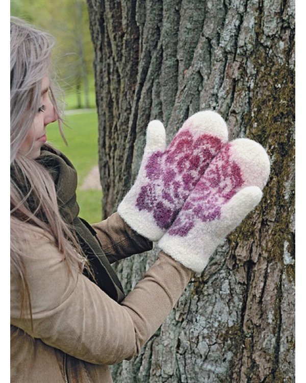 Необычные варежки и носочки в технике жаккард.Классические узоры!