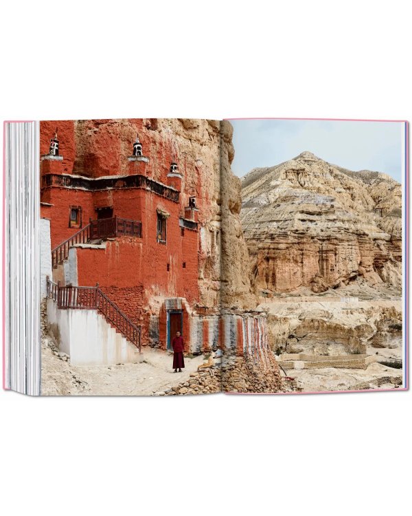 The New York Times Explorer. 100 Dream Trips Around the World