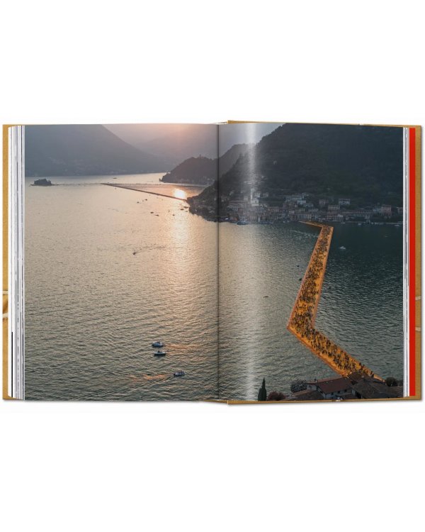 Christo and Jeanne-Claude. 40th Anniversary Edition