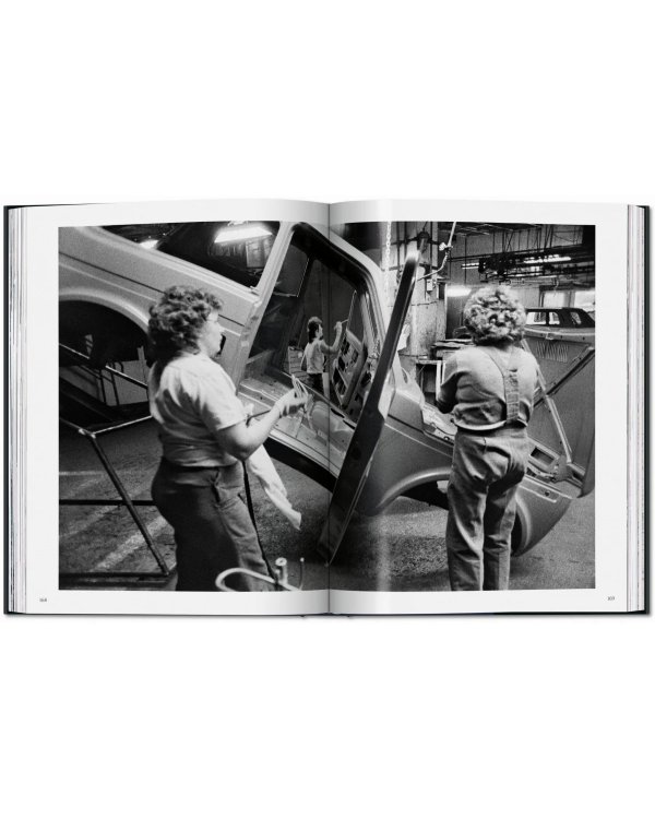 Sebastião Salgado. Workers. An Archaeology of the Industrial Age