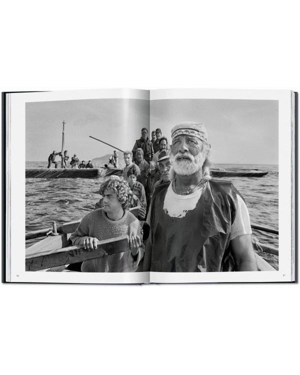 Sebastião Salgado. Workers. An Archaeology of the Industrial Age