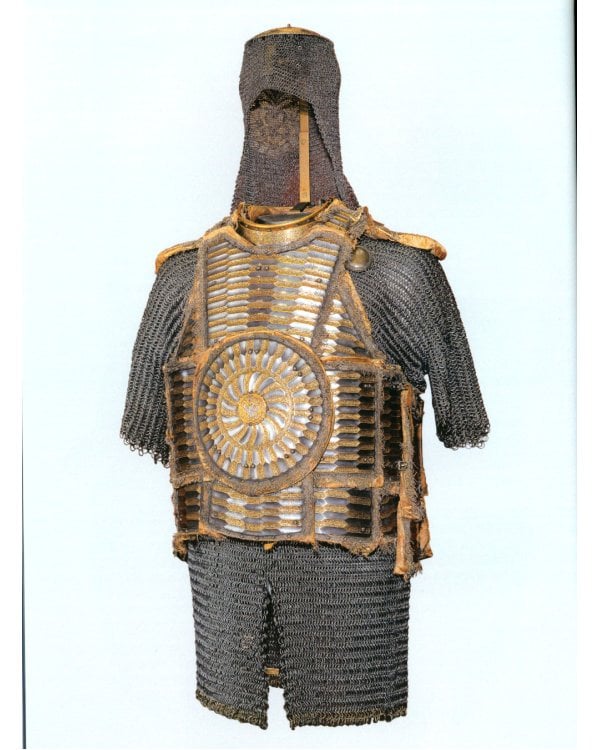 Резцом украшенная сталь. Оружие и искусство