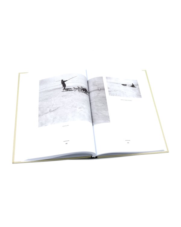 Вайгач. Хебидя-Я. Налево от Края Земли; Танка. Буддийская живопись Бурятии и Монголии (комплект из 2-х книг)