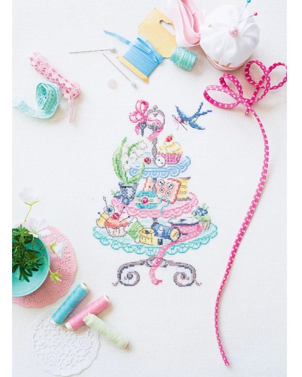 Французская вышивка крестом. Волшебная мастерская Вероник Ажинер (лиловая)