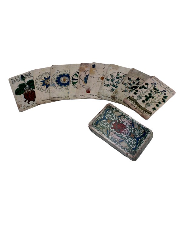 Оракул Войнича = Voinich Oracle. (54 карт + книга руководство. Арт: 41500.)