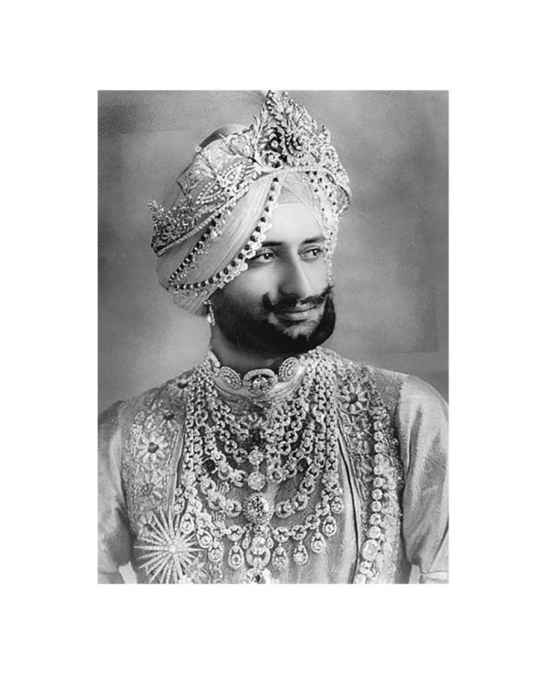 Наулака: роман