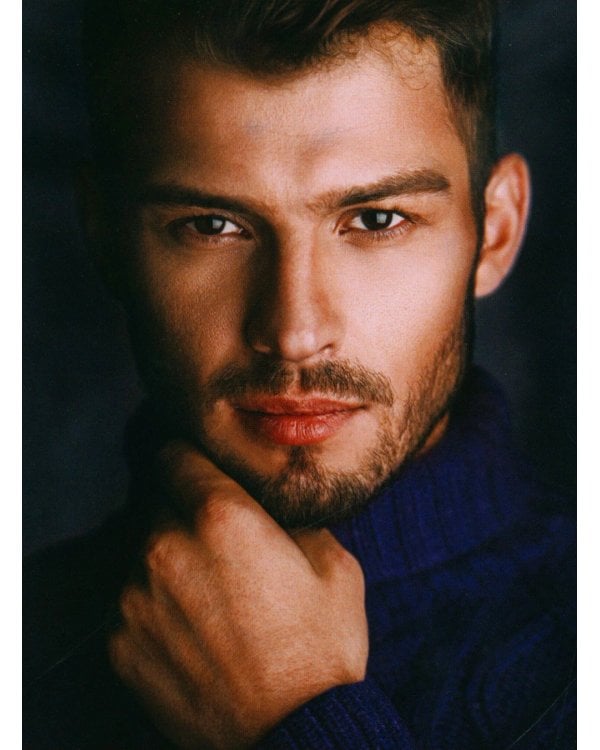 Восхитительная ведьма; Влюбленная ведьма + мерч-открытка (комплект из 2-х книг)