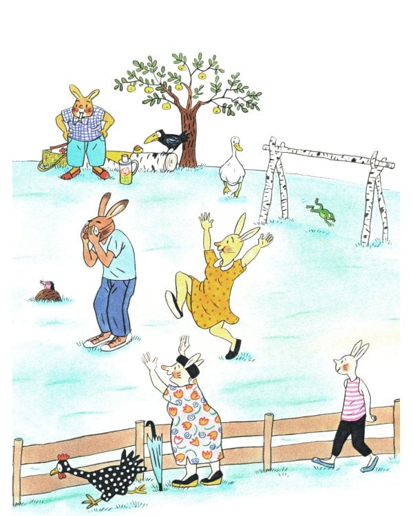 Карлхен играет в футбол