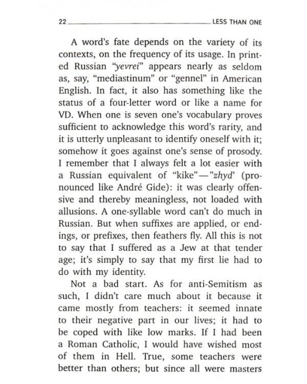 Путеводитель по переименованному городу = A Guide to a Renamed Gity: избранные эссе