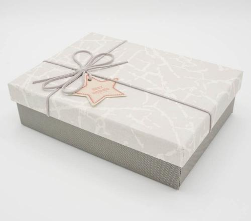 Подарочная коробка Звезда 29 21 9,5
