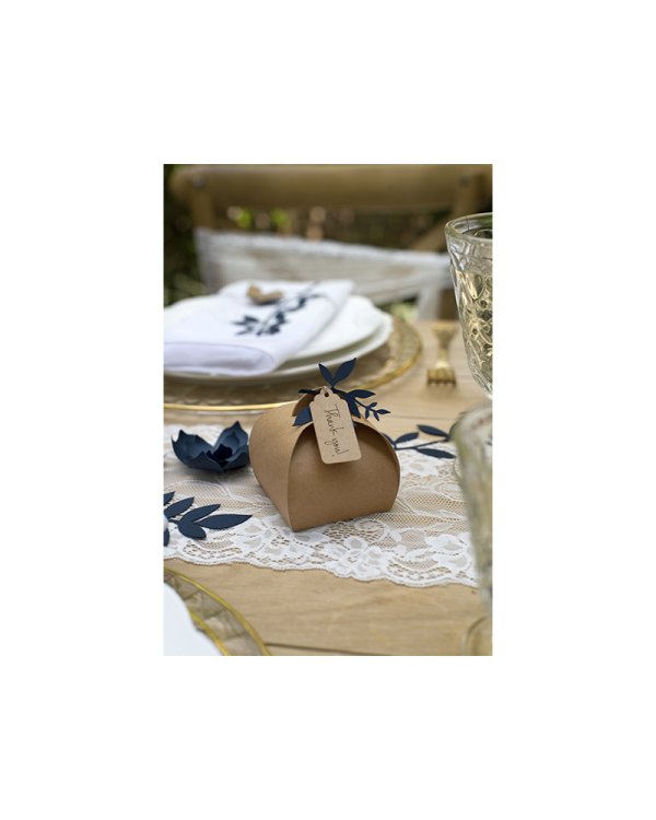 Boxes with tags, 6x6x5.5cm (1 pkt / 10 pc.)