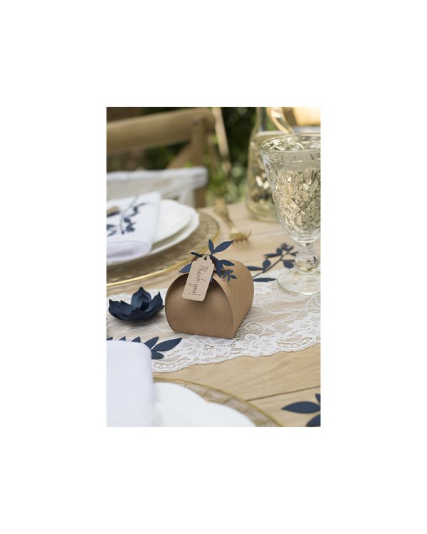 Boxes with tags, 6x6x5.5cm (1 pkt / 10 pc.)