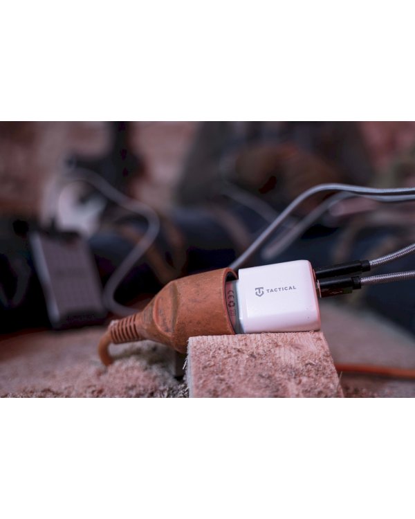 Tactical Base Plug Dual 20W Сетевое зарядное устройство 20W / белый