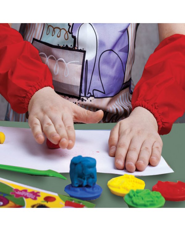 Набор для уроков труда "Пифагор": клеенка ПВХ (зеленая) размером 69х40 см, нарукавники (красные)