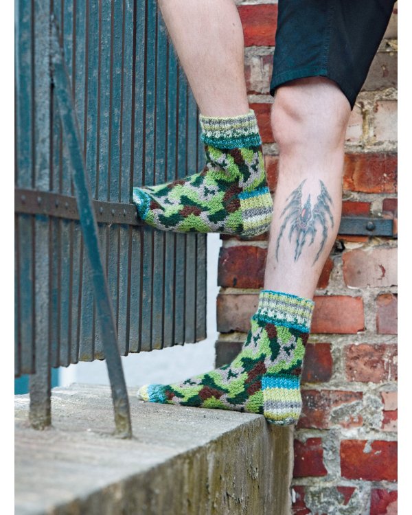 Энциклопедия мужских носков.Вяжем спицами.Более 20 моделей