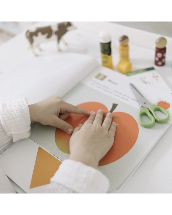 KUMON. Учимся клеить