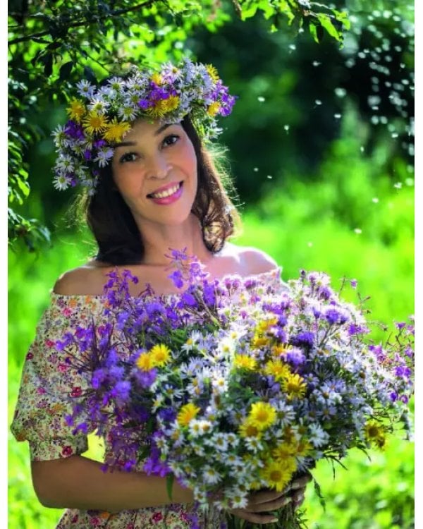 Вкусный год. Чудесные пироги, десерты и закуски с вареньями и маринадами