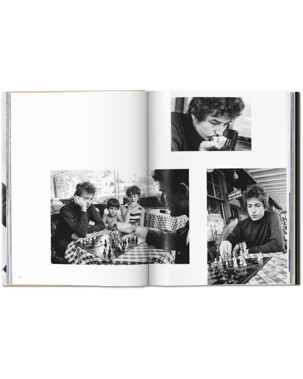 Bob Dylan. A Year and a Day