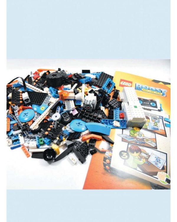 Конструируем и программируем роботов с помощью LEGO Boost