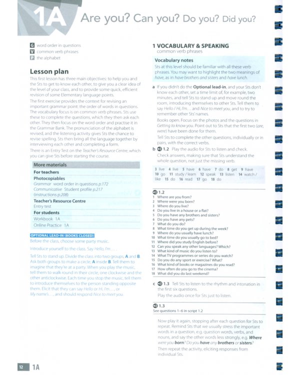 English File. Pre-Intermediate. Teacher's Guide with Teacher's Resource Centre