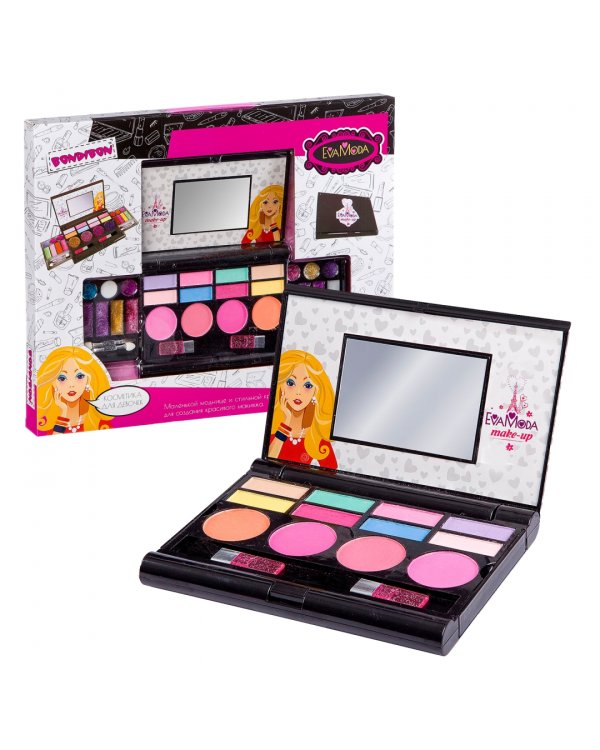 Набор декоративной косметики. Большая косметичка