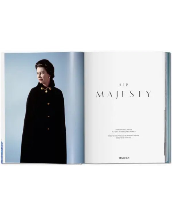 Her Majesty. A Photographic History 1926-2022