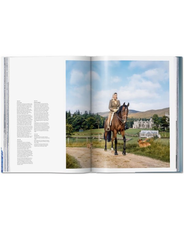 Her Majesty. A Photographic History 1926-2022