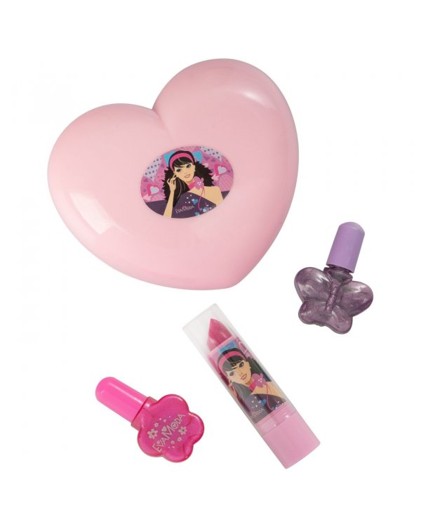 Набор детской декоративной косметики. Косметичка-сердце