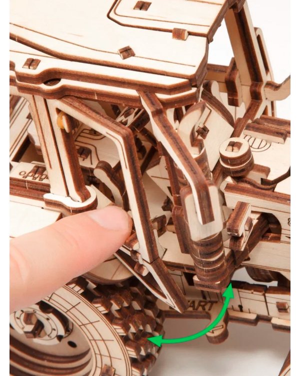 Сборная модель деревянная 3D Трактор Беларус 82