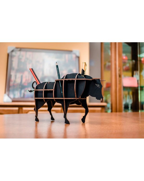 Сборная модель Настольный органайзер Бык