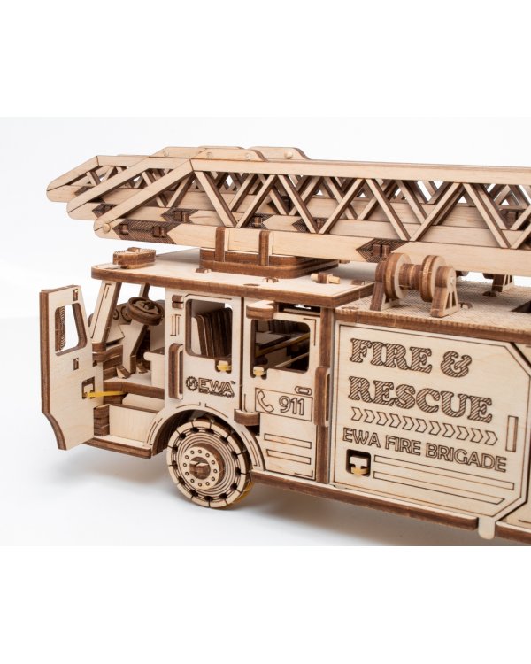 Сборная модель деревянная 3D Пожарная машина с лестницей