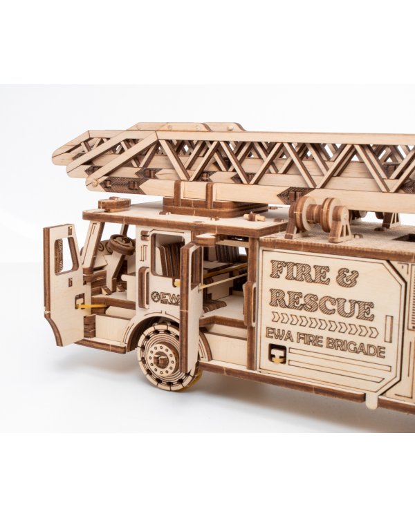 Сборная модель деревянная 3D Пожарная машина с лестницей