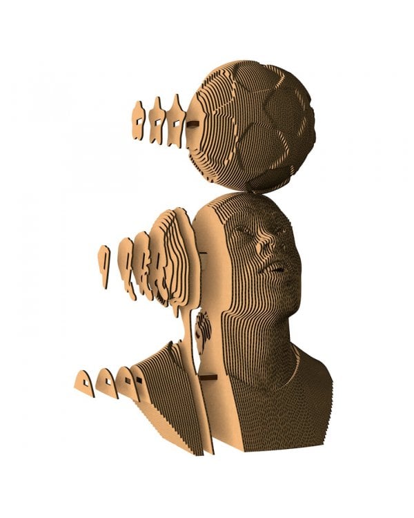 Бюст Рональдиньо с мячом