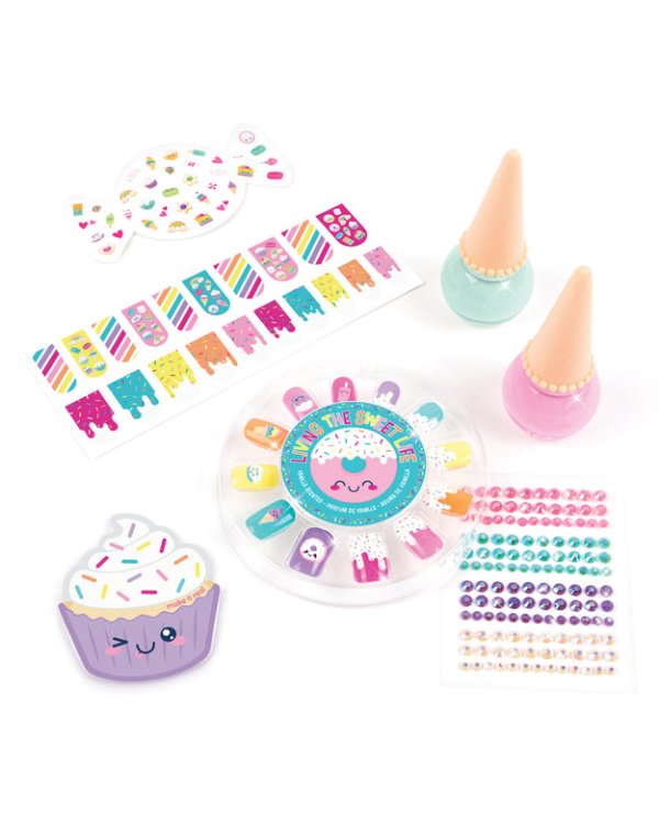 MAKE IT REAL Комплект маникюра "Nail Candy"