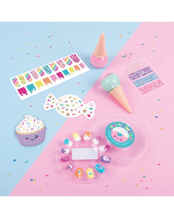 MAKE IT REAL Комплект маникюра "Nail Candy"