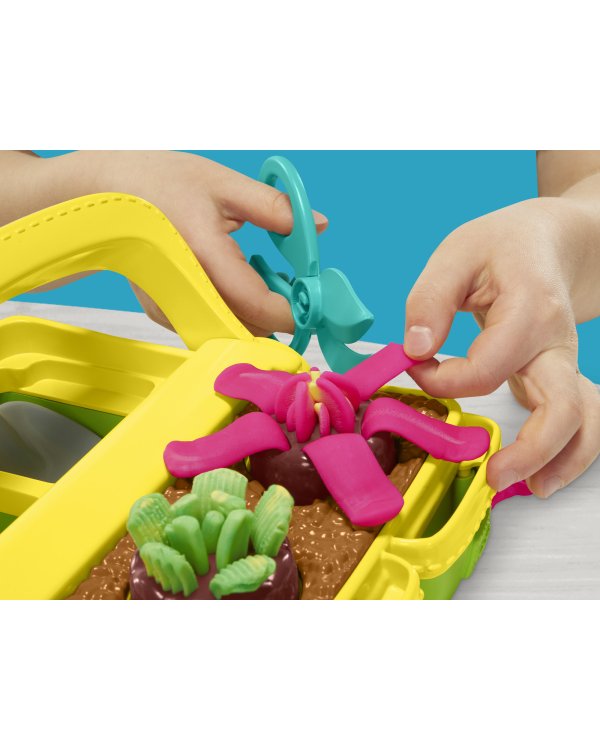 PLAY-DOH Игровой набор Цветущие цветы