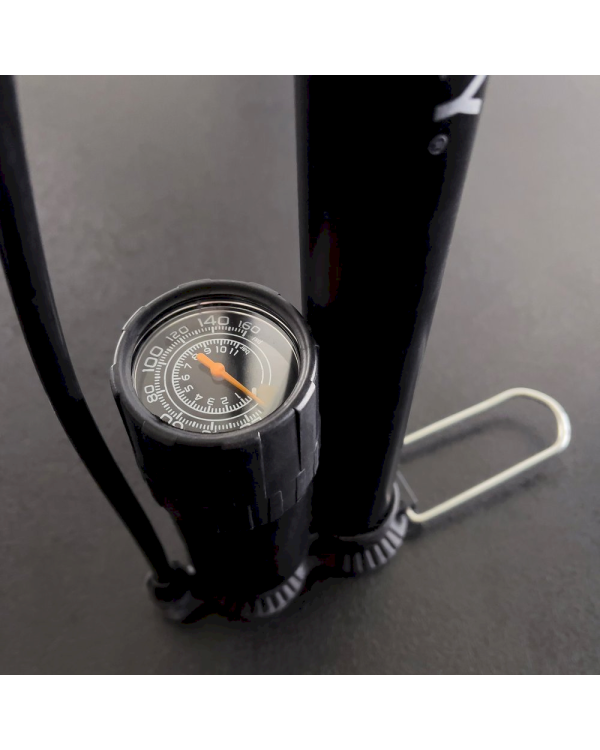 Universal 5 in 1 bicycle pump by Wozinsky