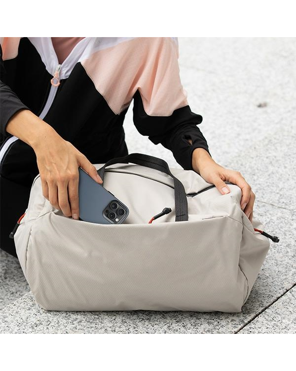 UNIQ etui Lyden DS iPhone 15 Pro 6.1" Magclick Charging szaro-czarny|charcoal grey-black