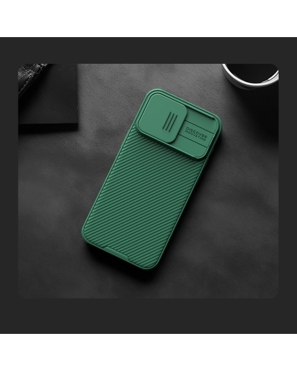 Жесткий чехол Nillkin CamShield PRO для Apple iPhone 15 Pro Max глубокого зеленого цвета